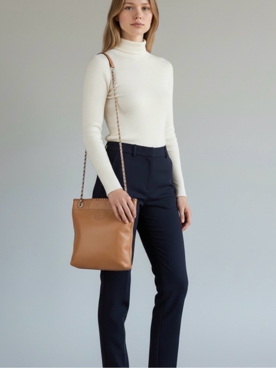 Tory Burch Handbags - 💕Tory Burch Marion Pebbled Leather with Whipped Stitching💕